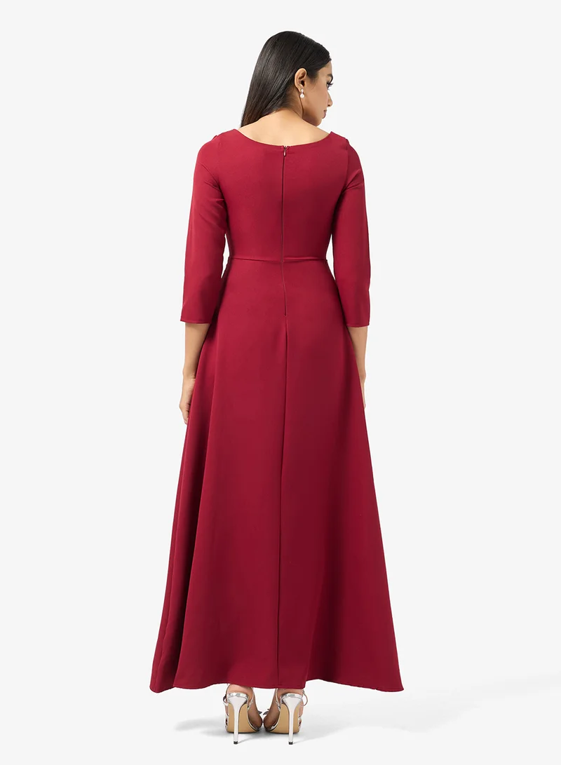 خزانة Embellished Neck A-line Dress